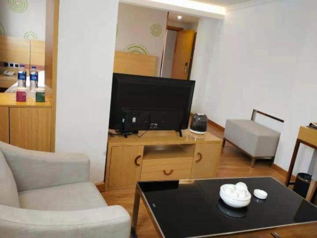 Greentree Inn Qingyuan Qinghe Avenue Branch Экстерьер фото