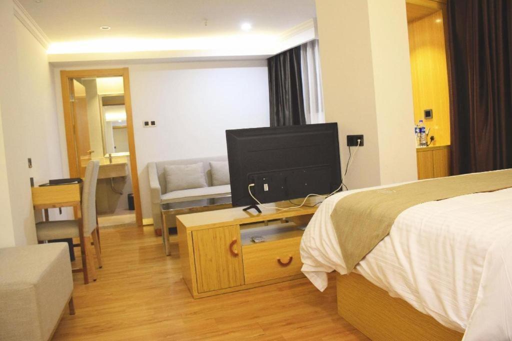 Greentree Inn Qingyuan Qinghe Avenue Branch Экстерьер фото